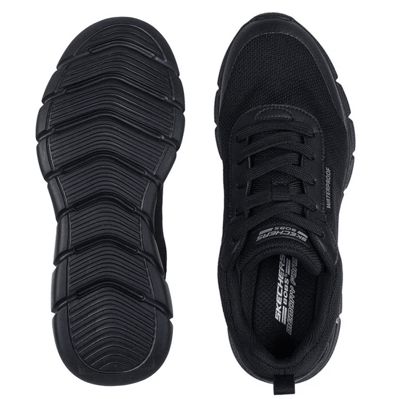 Sneaker da uomo Skechers nera vista dall'alto e una suola abbinata con motivo, vista dal basso