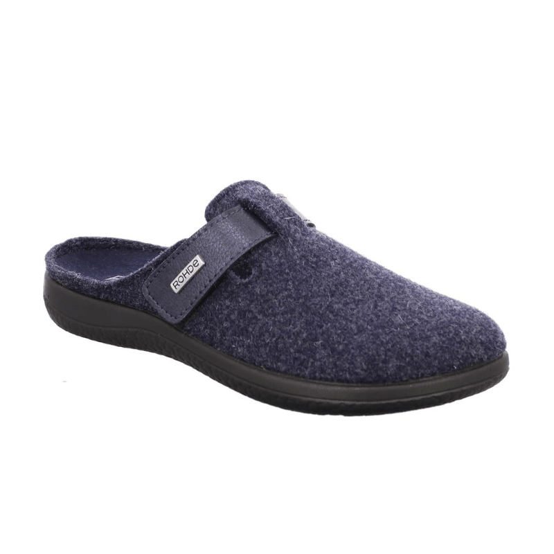 Pantofola Rohde blu scuro da donna in feltro, vista frontale-laterale, con velcro e suola nera