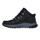 Stivale nero Skechers da uomo, vista lato destro, con robusta suola grigia e lacci