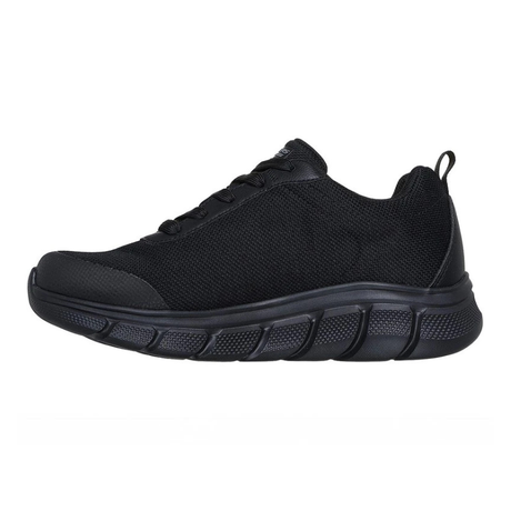 Classica sneaker da uomo Skechers nera con lacci e suola robusta, vista di lato